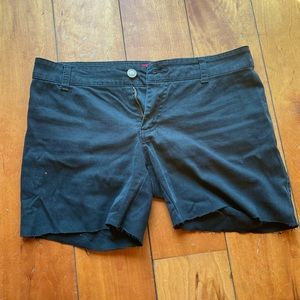 low rise dickie cut off shorts.
